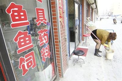商鋪租金低地攤不收費 東河花苑示好紅星市場不領情